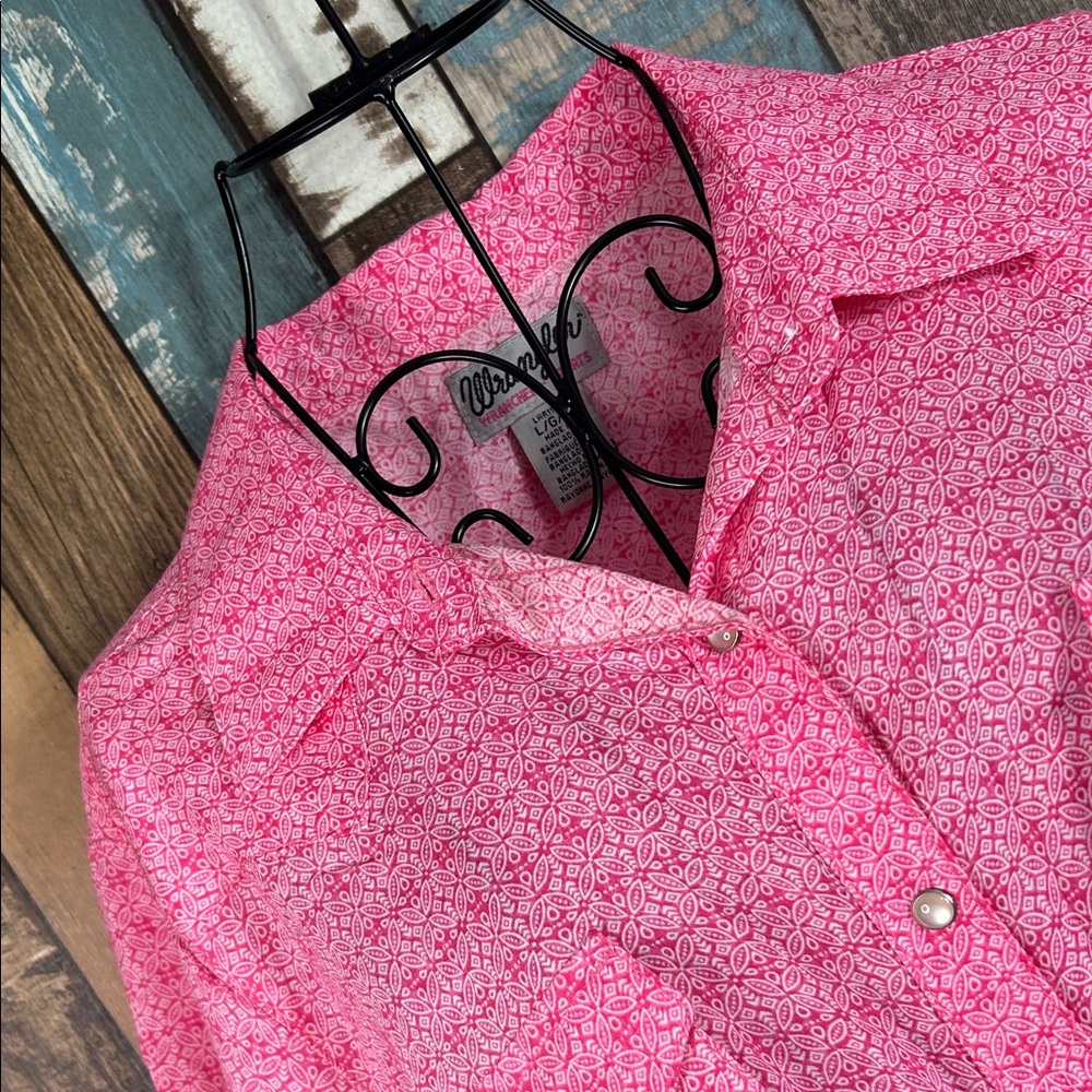 Wrangler Pink Patterned snap button Short Sleeve … - image 12
